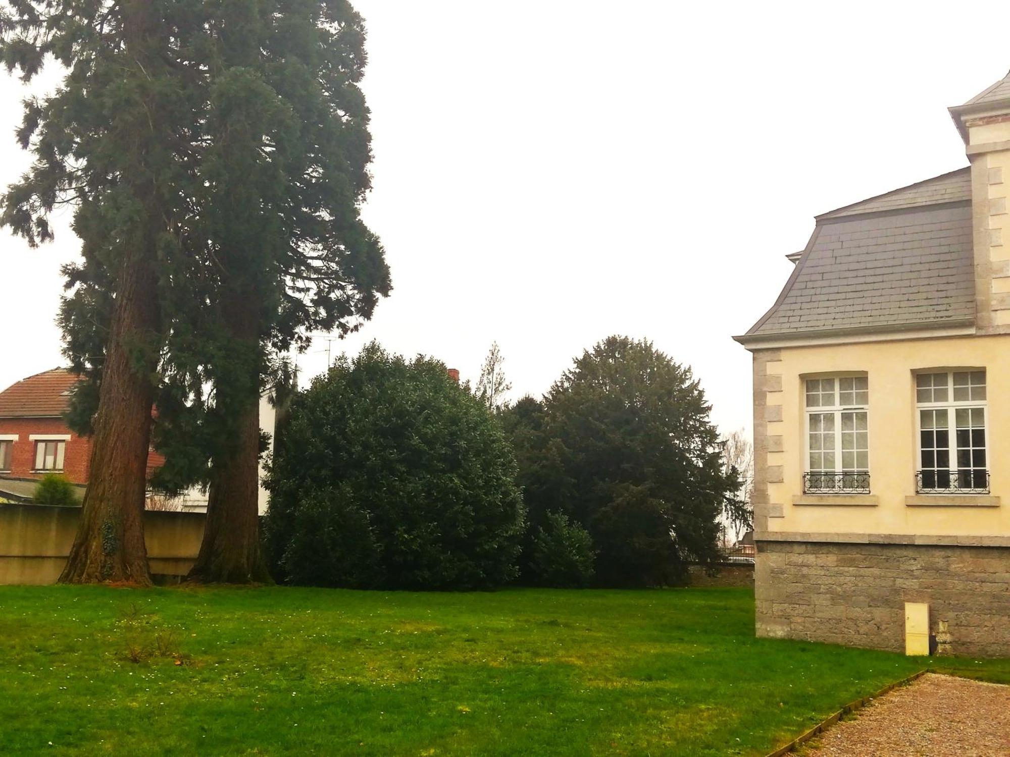 Domitys - Le Carillon D'Or Maubeuge Exterior foto